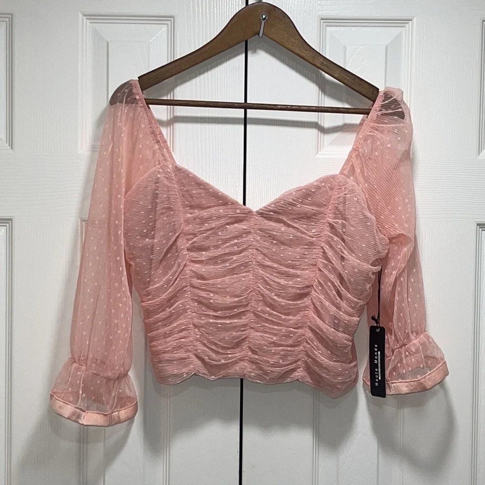 Womanโs Ruched Top - Large - Picture 3 of 5
